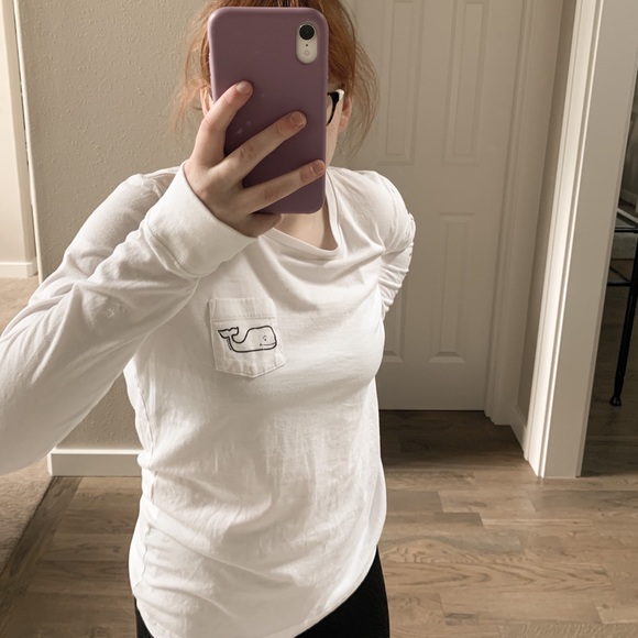 Vineyard Vines Tops - ON HOLD!!! 🦋